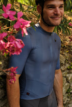 Load image into Gallery viewer, Giordana Mens FR-C Pro S/S Jersey - Bijou Blue