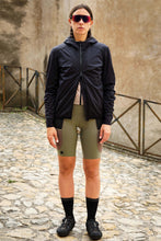 Load image into Gallery viewer, Giordana Unisex Beyond Gravel Alpha Jacket - Black