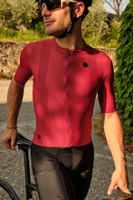 Load image into Gallery viewer, Giordana Mens FR-C Pro S/S Jersey - Savvy Red
